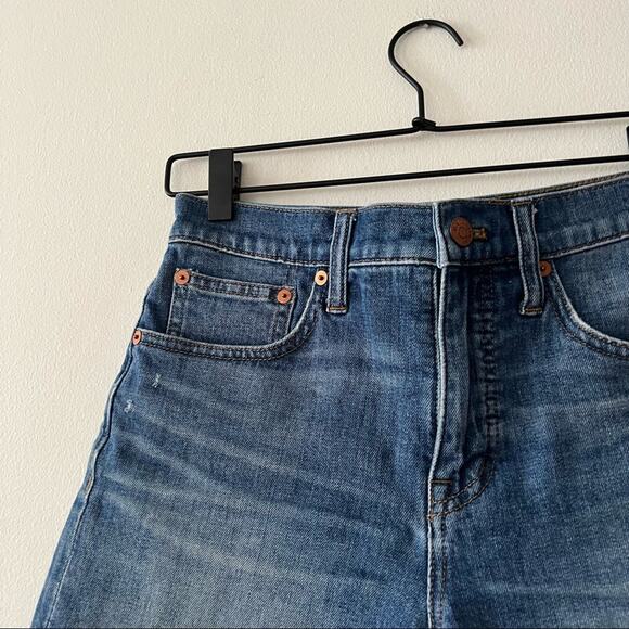 Madewell High-Rise Denim Shorts in Glenoaks Wash: Cutoff Edition - Picture 4 of 8